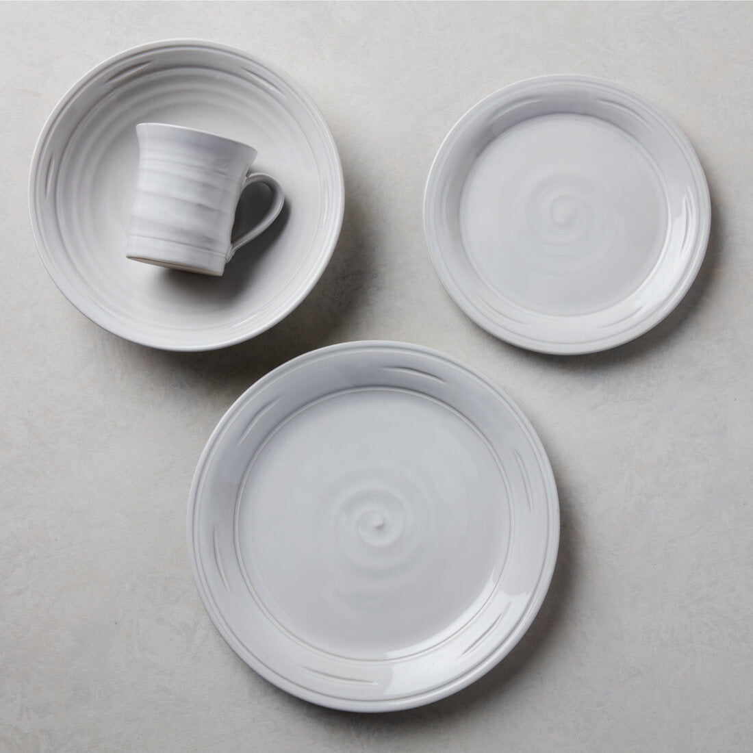 Simon Pearce Belmont Dinnerware Collection