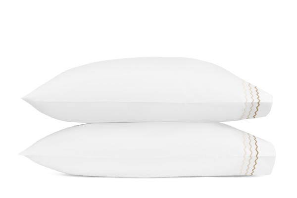 Matouk Axel Pillowcase Pair
