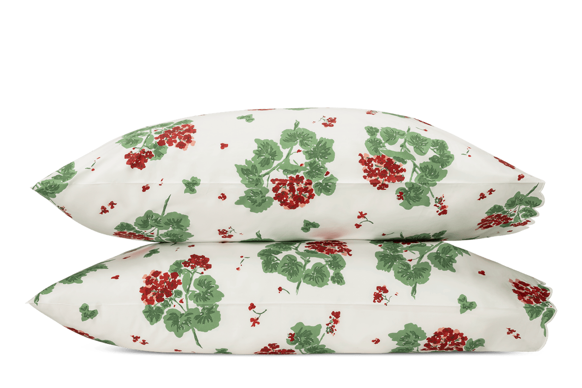 Matouk Geranium Pillowcase Pair