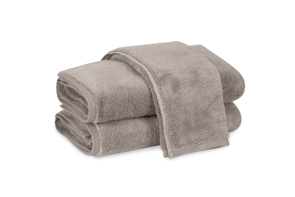 Matouk Milagro Wash Cloth Platinum