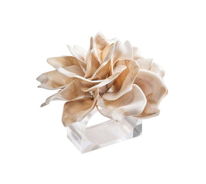 Kim Seybert Dahlia Napkin Ring in Ivory