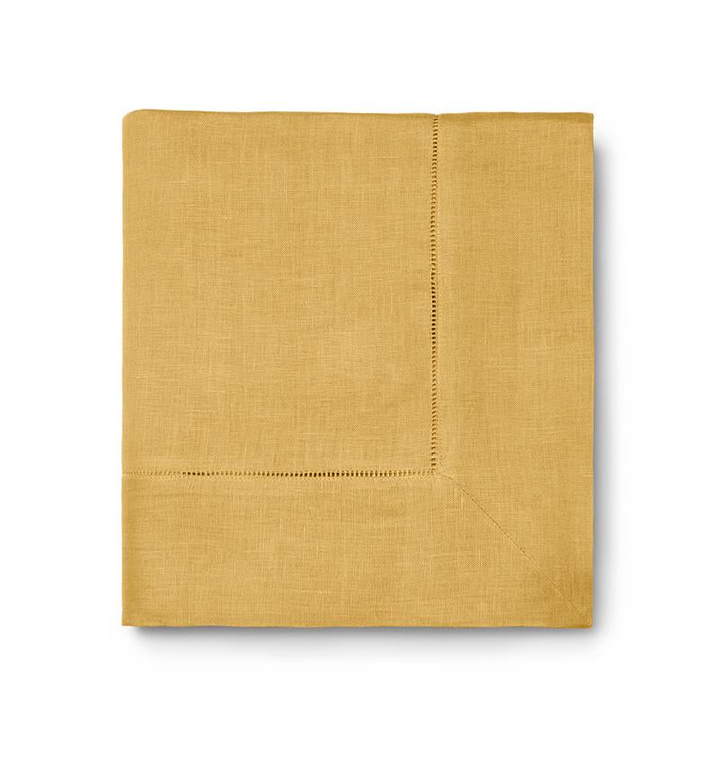 Sferra Festival Oblong Tablecloth, 66" x 124"