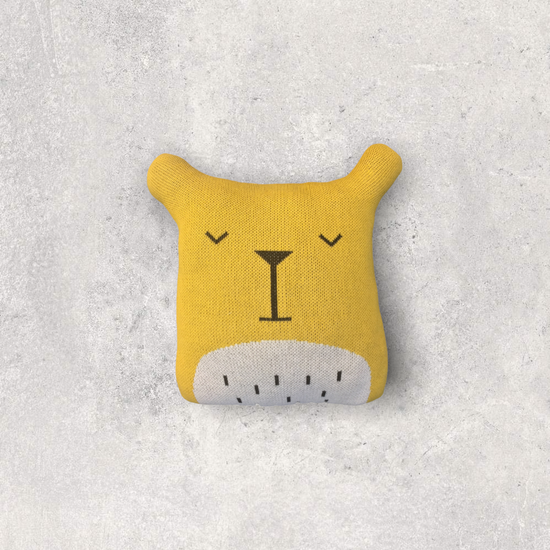 Lion Pillow, Yellow