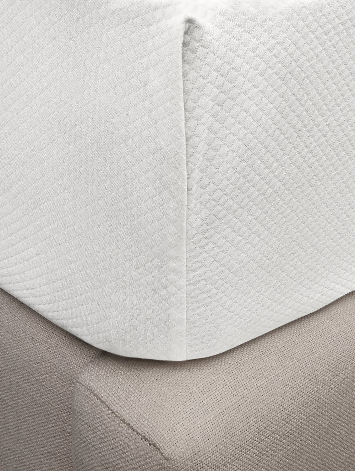 Matouk Diamond Pique Box Spring Cover - Thumbnail 5