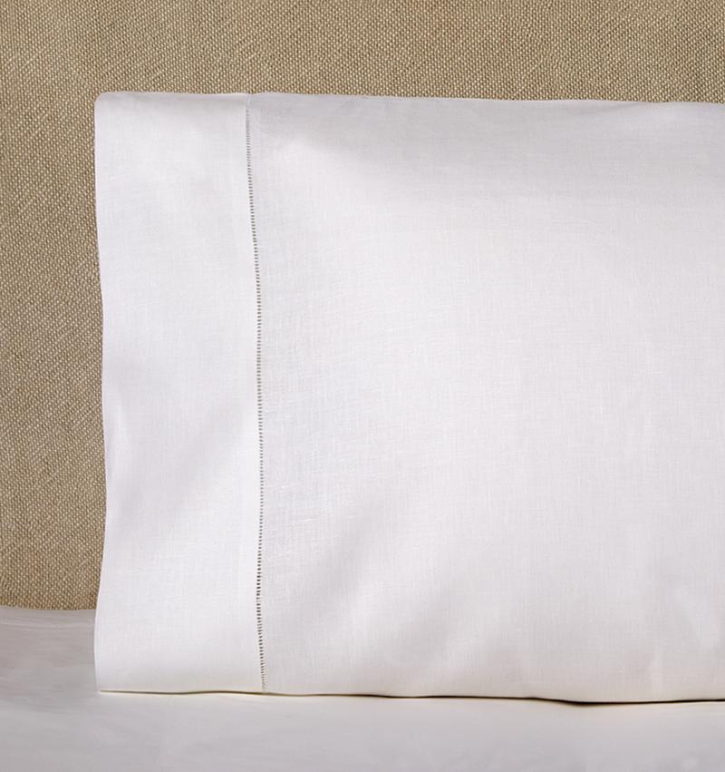 Sferra Classico Pillowcase Pair, White